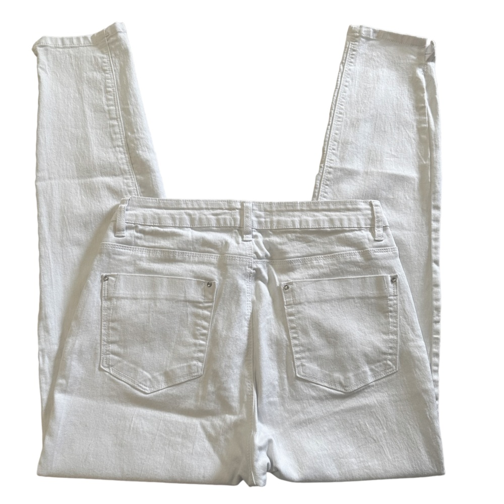 a loves a White Wash Denim High Rise Slender Straight Jeans Size29